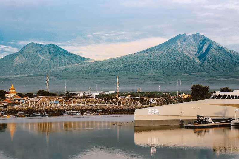 pantai-boom-marina-keindahan-tersembunyi-banyuwangi 