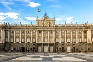 Royal Palace Madrid: Istana Termegah di Eropa yang Menyimpan Seribu Kisah Sejarah