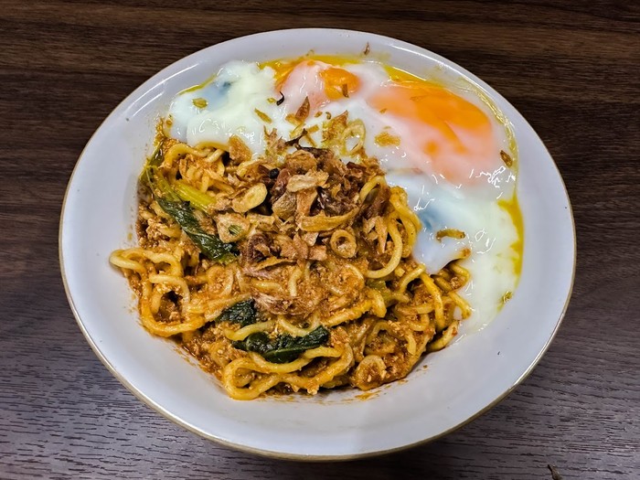 Mie Bangladesh: Sensasi Pedas Aromatik dari Asia Selatan yang Bikin Ketagihan