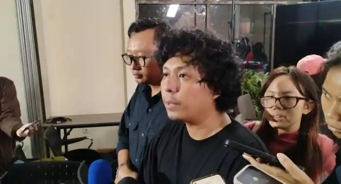 Andrie Disiram Air Keras