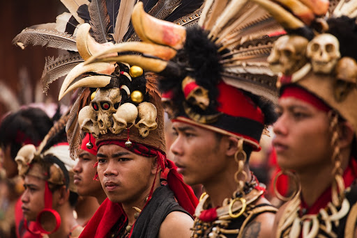 Perlombaan Tradisional yang Menguji Ketangkasan