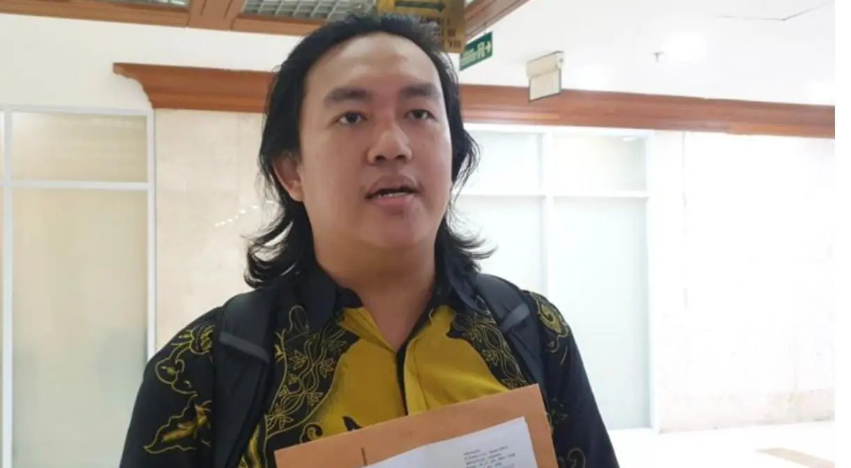 Andrie Disiram Air Keras