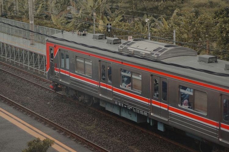 Gangguan KRL Serpong