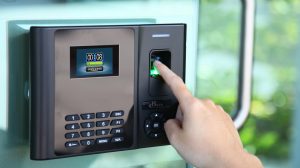 Teknologi Absensi Fingerprint Penunjang Kerja Modern