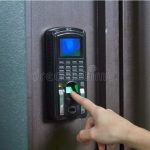 Teknologi Absensi Fingerprint Penunjang Kerja Modern