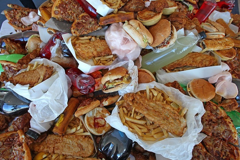 Mengapa Makanan Cepat Saji Sangat Digemari