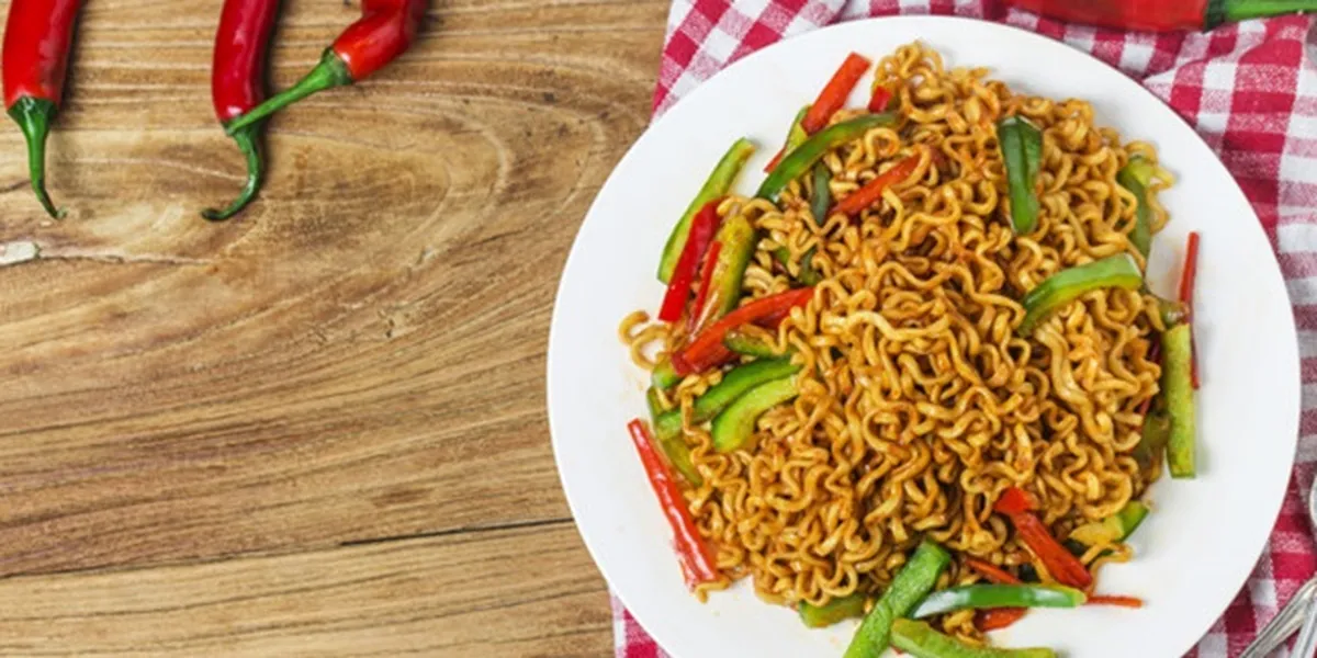 Mengapa Mie Goreng Pedas Begitu Digemari